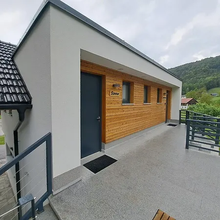 S&b's Retreat