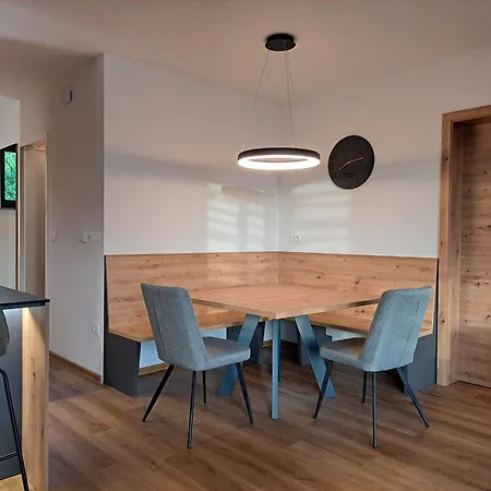 S&b's Retreat Apartman