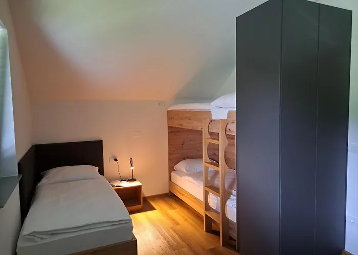 S&b's Retreat Godovic