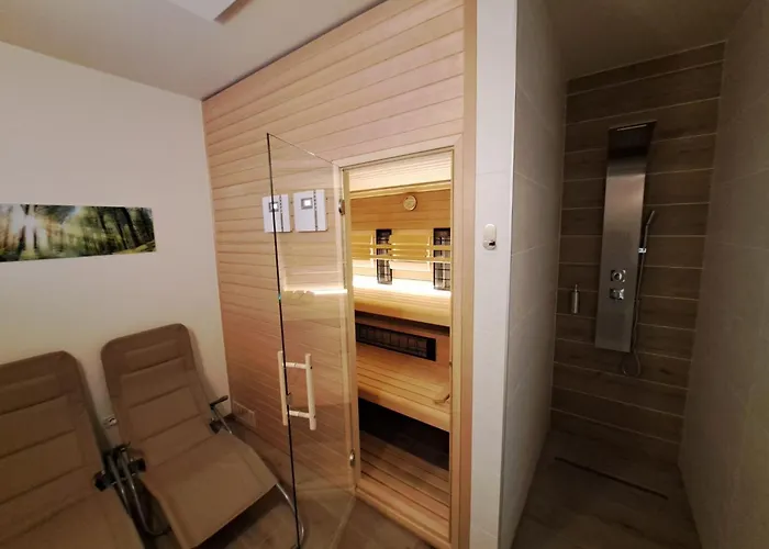 S&b's Retreat * Godovic